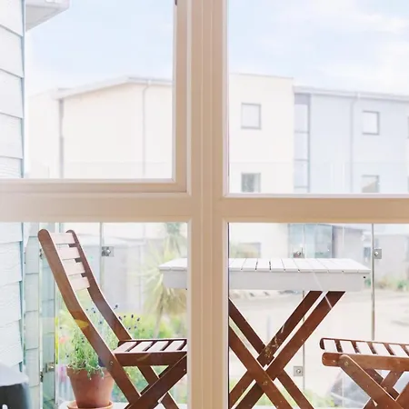 41 Tre Lowen In Fistral, Newquay *